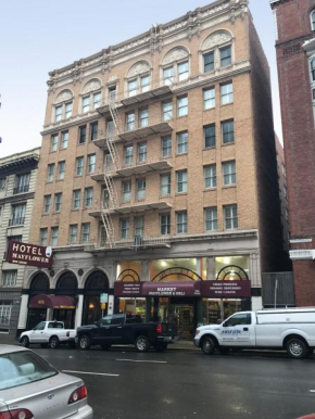 Mayflower Hotel Inc